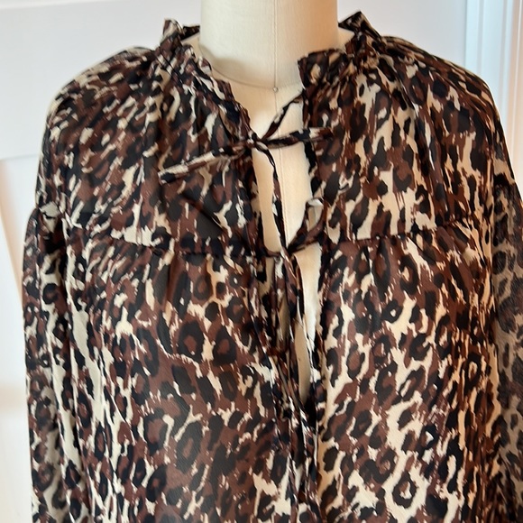 Walter Baker Sheer brown and black Leopard Blouse size small - Picture 2 of 10
